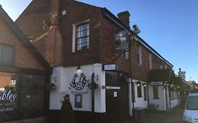 The White Hart Pub And Rooms